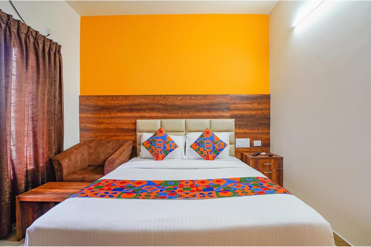 Fabhotel Greenwood Xpress Bangalore Bagian luar foto